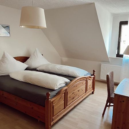 Ferienwohnung Moselflair Mit Direktem Blick Auf Die Mosel Und Weinberge Oberfell Экстерьер фото