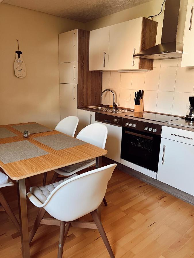 Ferienwohnung Moselflair Mit Direktem Blick Auf Die Mosel Und Weinberge Oberfell Экстерьер фото