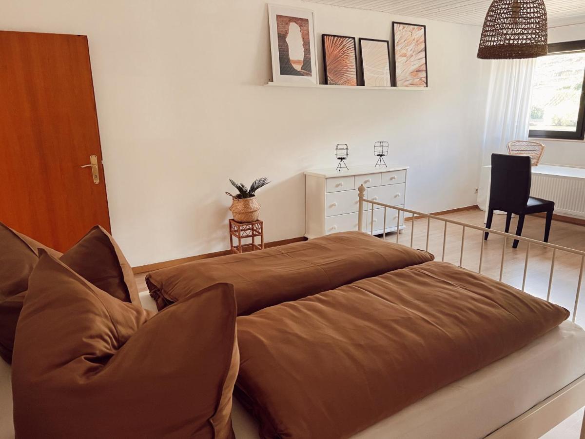Ferienwohnung Moselflair Mit Direktem Blick Auf Die Mosel Und Weinberge Oberfell Экстерьер фото